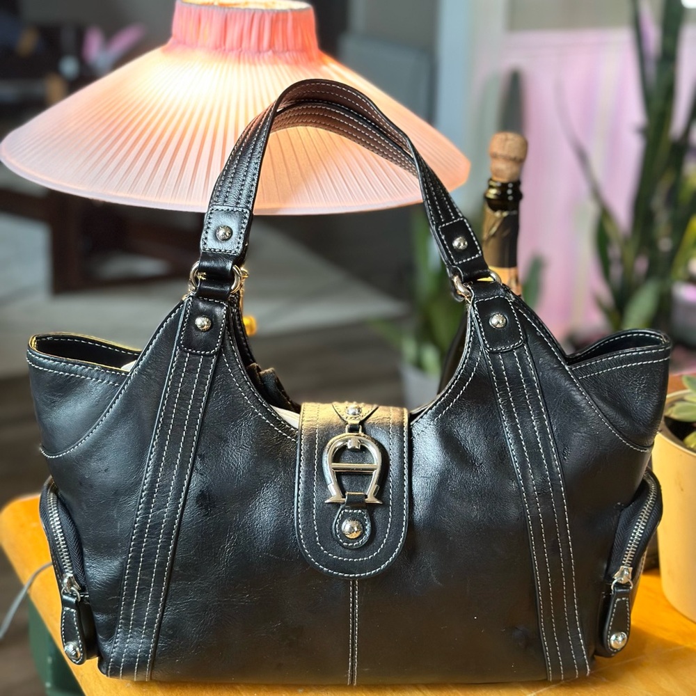 Etienne Aigner large Montclair Tote Black Leather Bag - east west shape